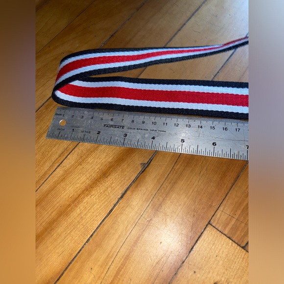 Garage - Picture 7 of 9